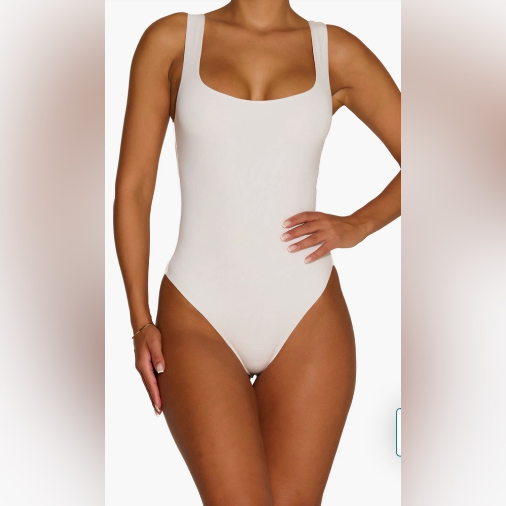 NWT N BY NAKED WARDROBE Bare Square Neck Bodysuit in white